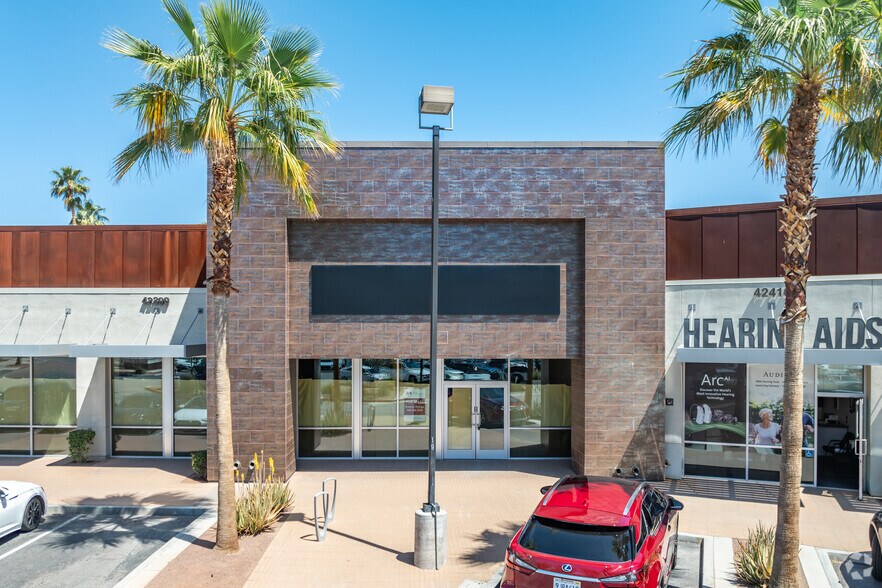 More Photos Of 42250-42560 Bob Hope Dr, Rancho Mirage Unknown For Lease