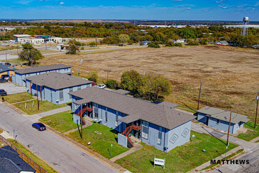 Primary Photo Of 1117 Franklin St, Hutchins Apartments For Sale