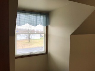 More Photos Of 102-104 Granby Dr, Cumberland Office For Lease