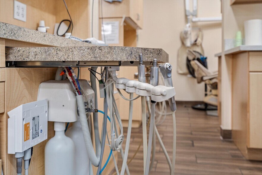 More Photos Of 1866 B St, Hayward Medical For Sale