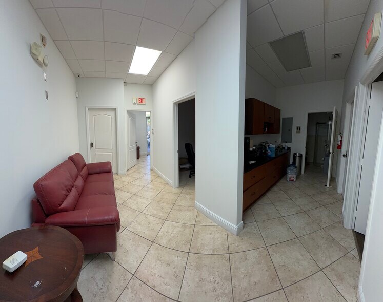 More Photos Of 5791A NW 151st St, Miami Lakes Office For Sale
