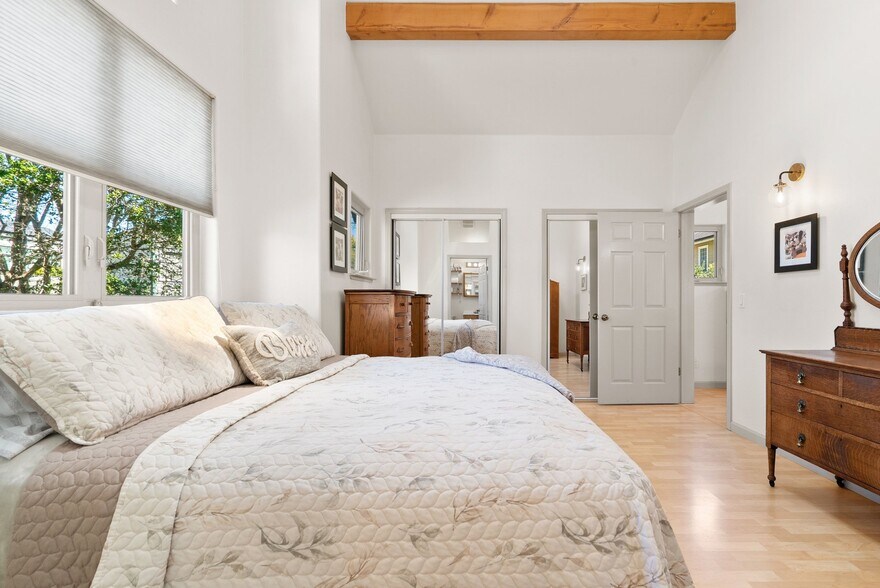 More Photos Of 518 Capitola Ave, Capitola Multifamily For Sale