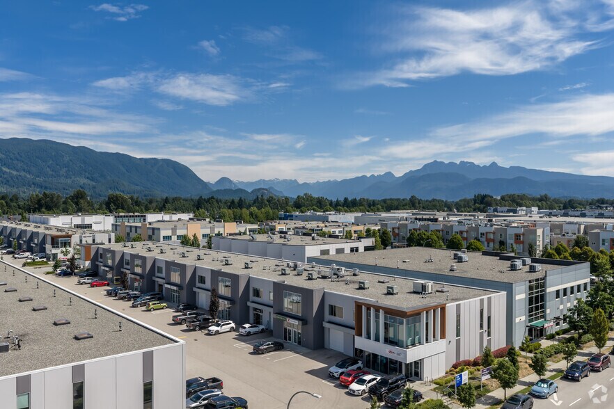 More Photos Of 950 Seaborne Av, Port Coquitlam Warehouse For Sale