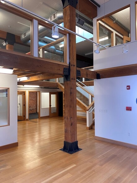 More Photos Of 240 SW First Ave, Portland Loft Creative Space For Lease