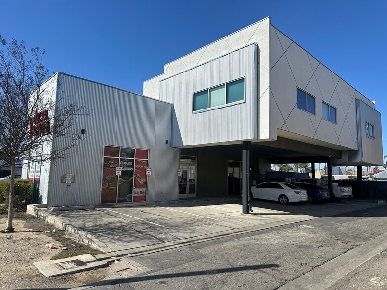 More Photos Of 10600 Beach Blvd, Stanton Storefront Retail Office For Lease