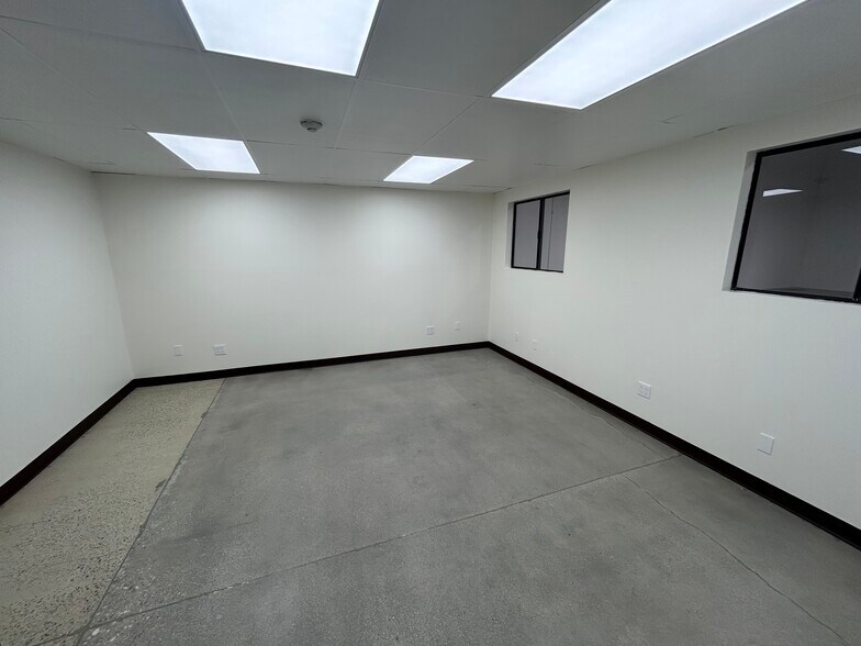 More Photos Of 12309 Florence Ave, Santa Fe Springs Manufacturing For Lease