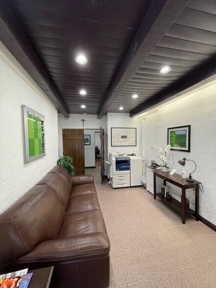 More Photos Of 623 W La Habra Blvd, La Habra Medical For Sale