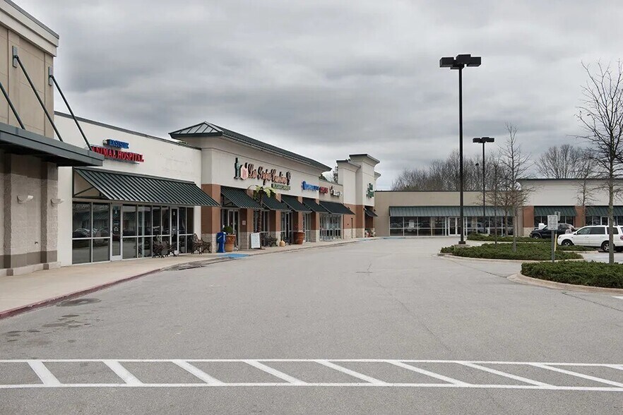 More Photos Of 935 Us Highway 72 E, Athens Storefront For Lease