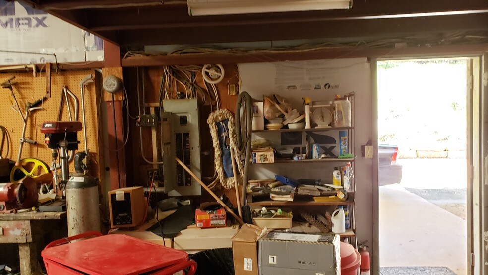 More Photos Of 21511 State Highway 71 W, Spicewood Light Manufacturing For Sale