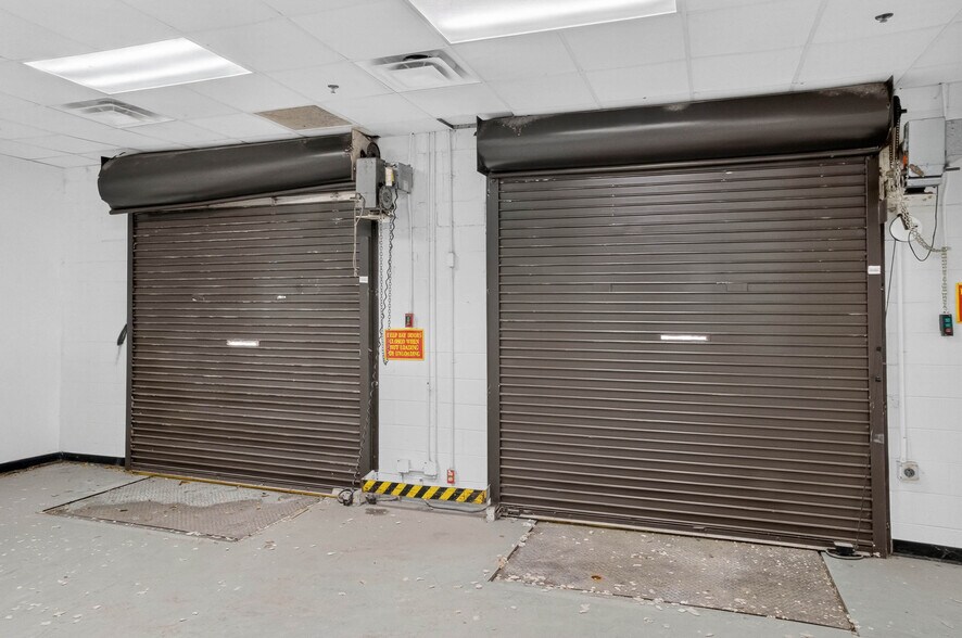 More Photos Of 555 Lake Border Dr, Apopka Office For Sale