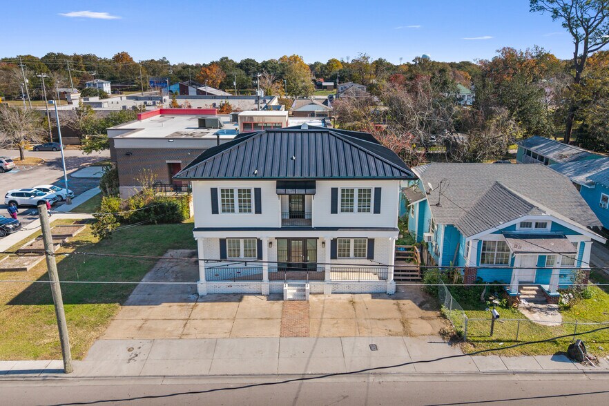 More Photos Of 282 Lameuse St, Biloxi Office For Sale