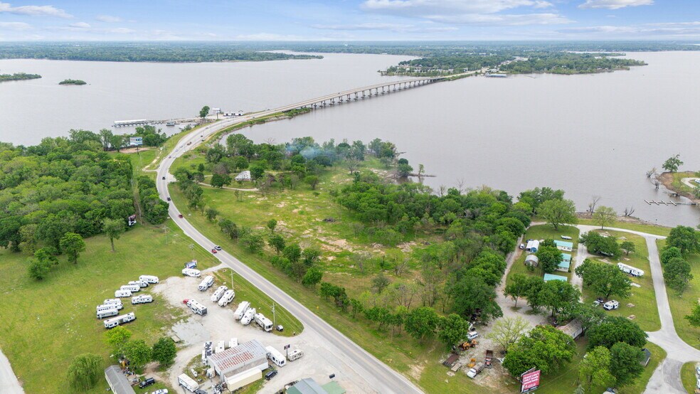More Photos Of 25421 US-59, Grove Land For Sale