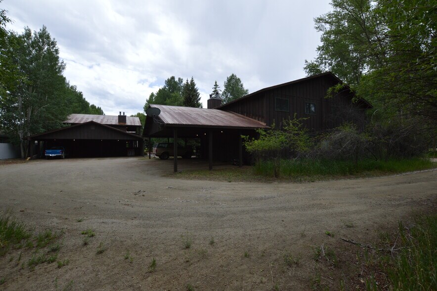 More Photos Of 1412 W Gunnison Ave, Gunnison Apartments For Sale