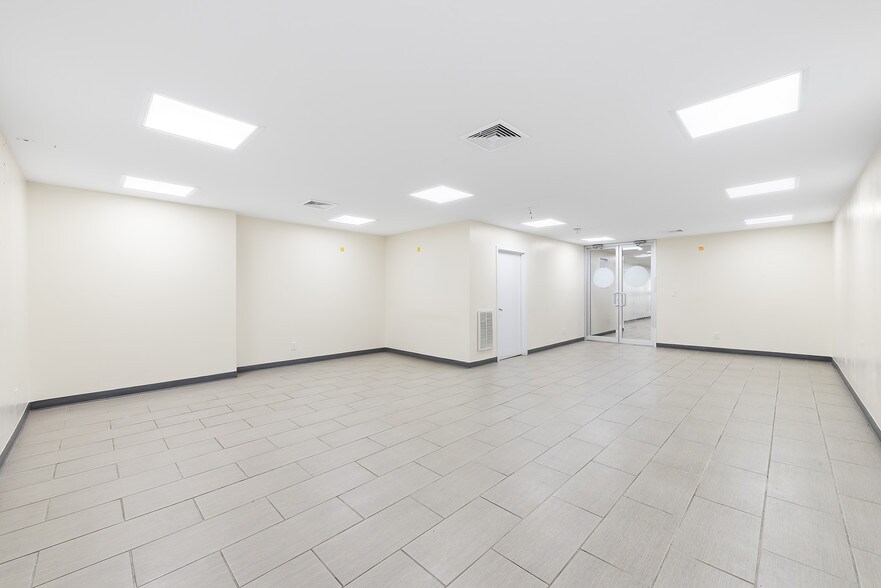 More Photos Of 1970 Adam Clayton Powell Jr Blvd, New York Storefront Retail Office For Lease