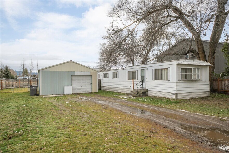 More Photos Of 17220 E Cowley Ave, Spokane Valley Warehouse For Sale