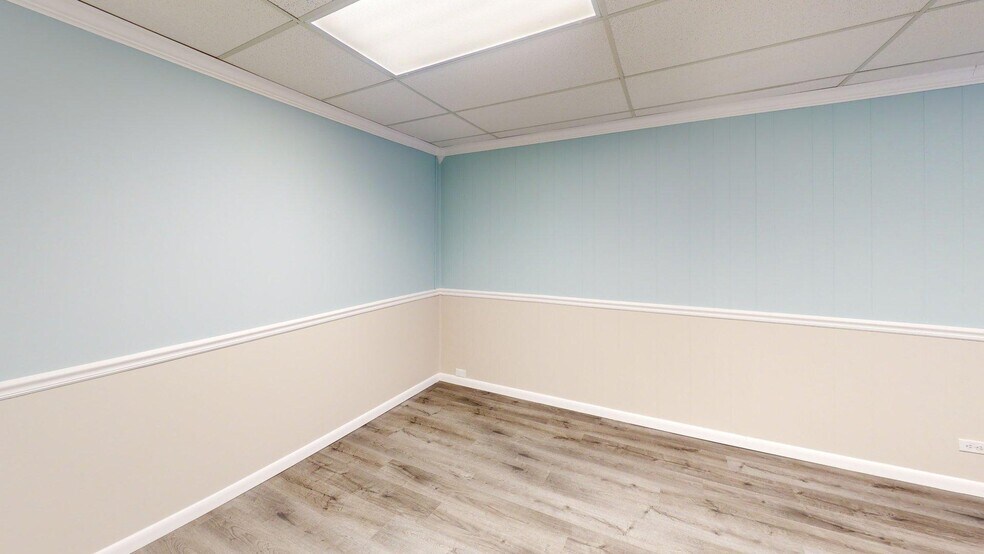 More Photos Of 565 Harrison Ave, Panama City Office For Lease