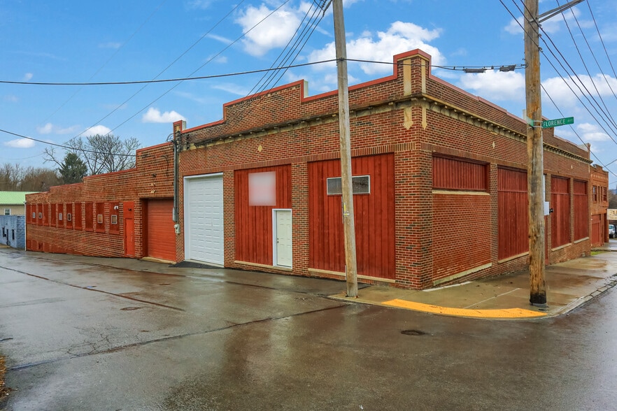 Primary Photo Of 468 E Washington St, New Castle Manufacturing For Lease