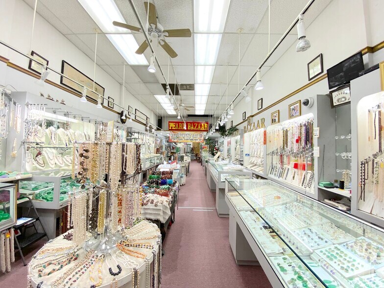 More Photos Of 531-543 Grant Ave, San Francisco Apartments For Lease