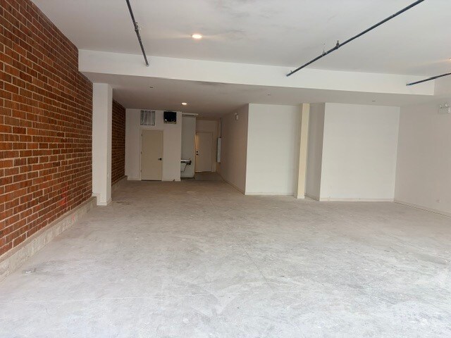 More Photos Of 1235-1257 N Ashland Ave, Chicago Apartments For Lease