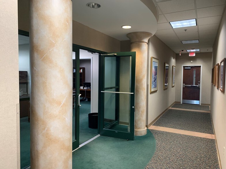 More Photos Of 6801 Augusta Rd, Greenville Warehouse For Sale