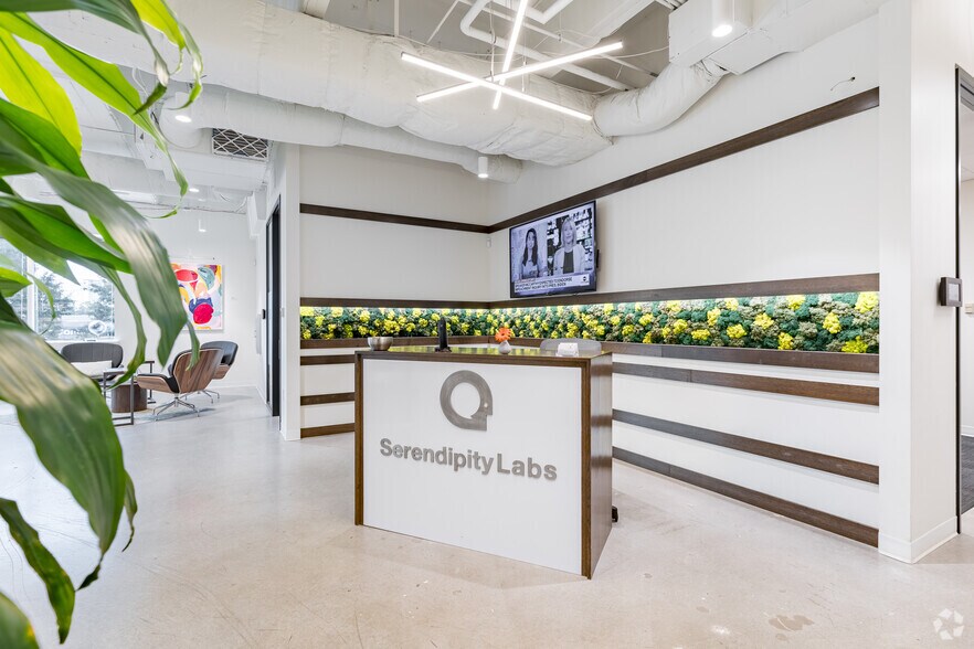 More Photos Of 121 Perimeter Ctr W, Atlanta Coworking Space