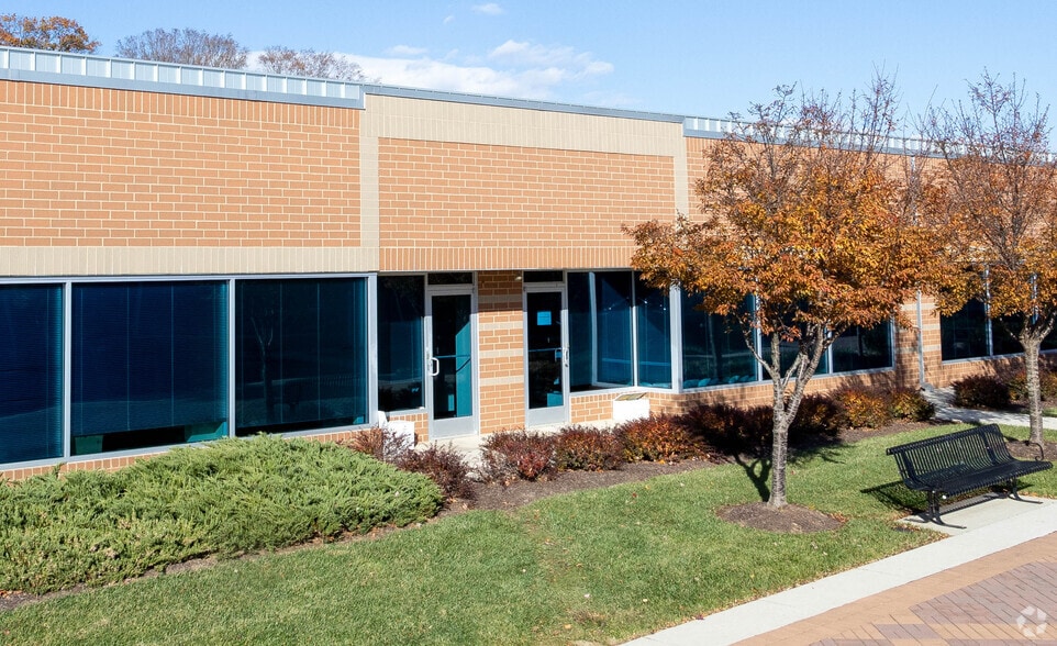 More Photos Of 185 Harry S Truman Pky, Annapolis Office For Lease
