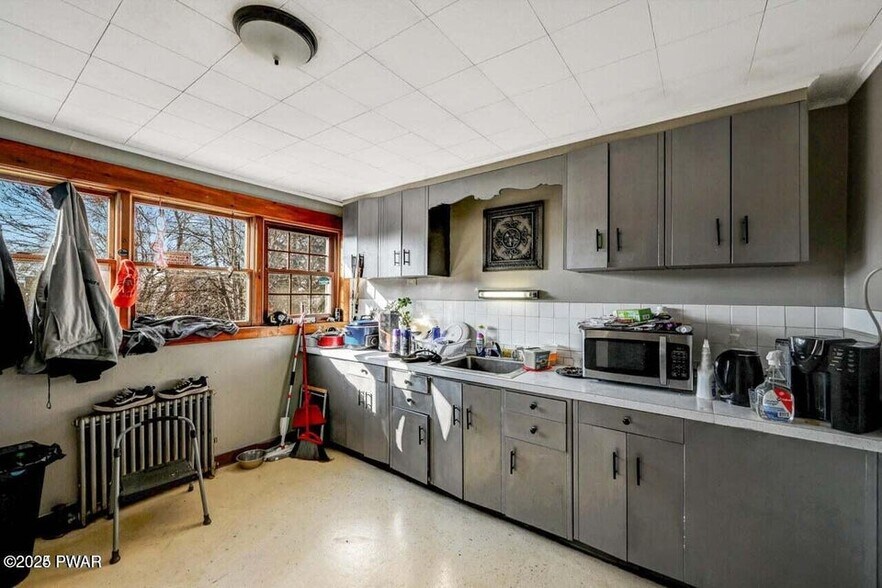 More Photos Of 620-622 E Market St, Scranton Office Residential For Sale