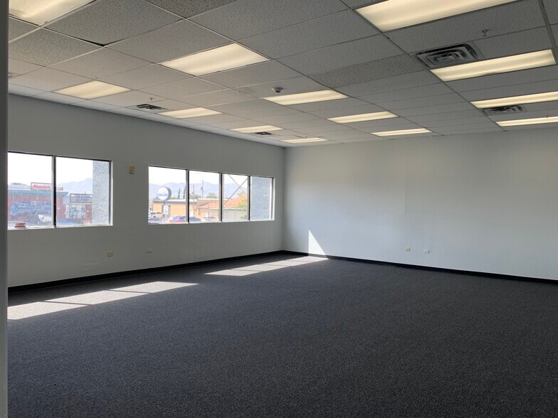 More Photos Of 4121 Montana Ave, El Paso Medical For Lease