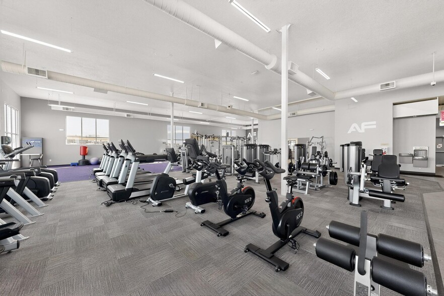 More Photos Of 9368 Valley View Dr NW, Albuquerque Apartments For Sale