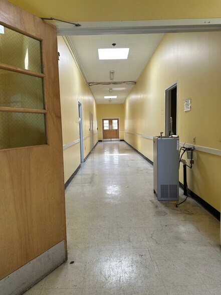 More Photos Of 29 Church St, Leominster Police Fire Station For Sale