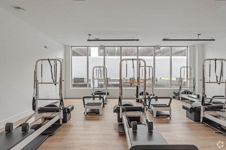 More Photos Of 8175 NW 107th Ave, Doral Apartments For Lease