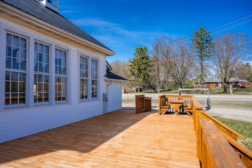 More Photos Of 26225 State Highway 71, Wilton Specialty For Sale