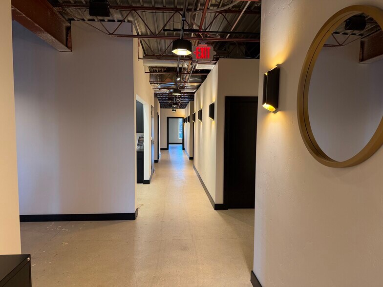 More Photos Of 3003 W College Ave, Appleton Office For Lease