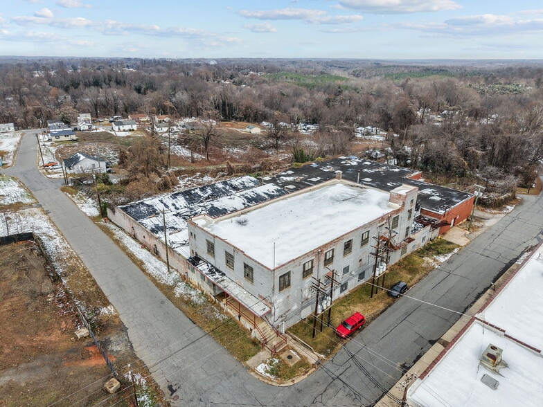Primary Photo Of 103 Harrison St, Reidsville Manufacturing For Sale