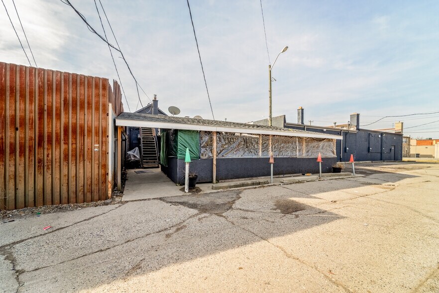 More Photos Of 19430 W Warren Ave, Detroit Specialty For Sale