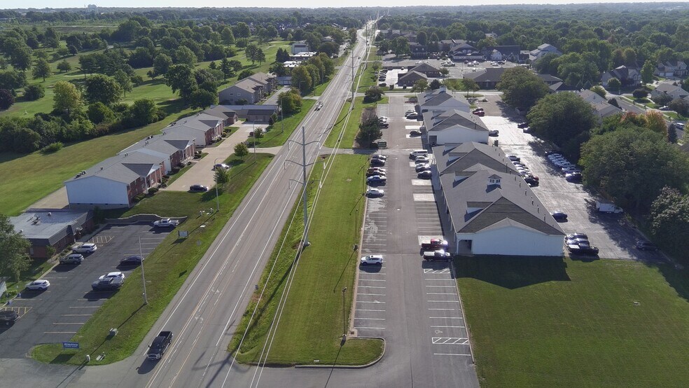 More Photos Of 3502-3530 W Willow Knolls Dr, Peoria Storefront For Lease