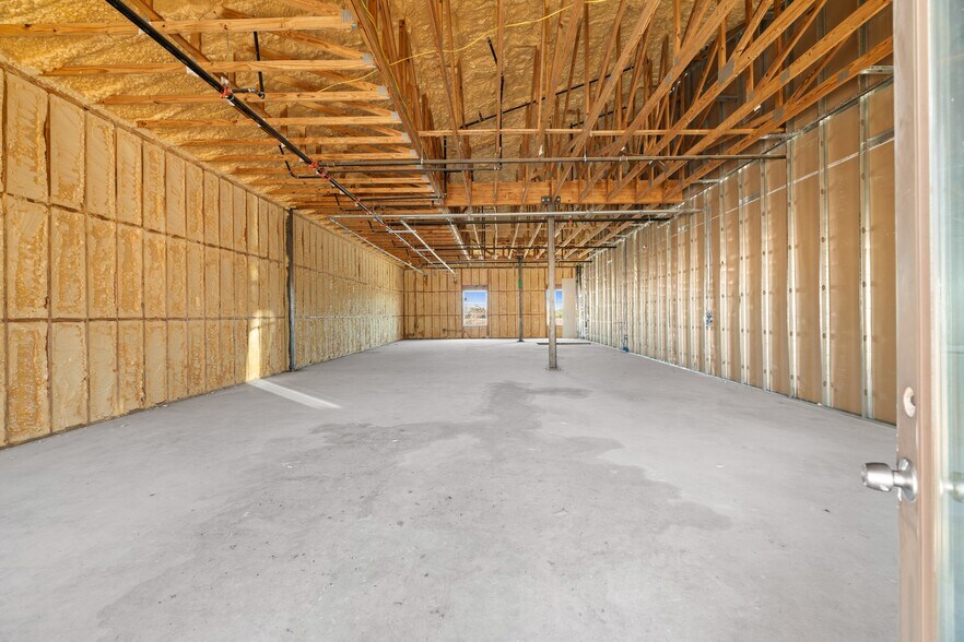 More Photos Of E 181 E BB Fielder Rd Suite 300, Weatherford Medical For Lease