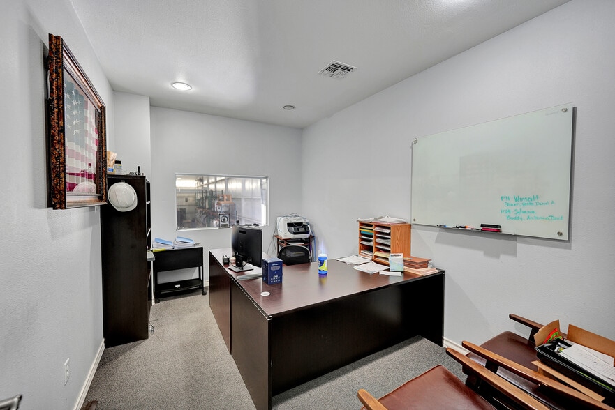 More Photos Of 2010/2015 44th St, Odessa Industrial For Sale