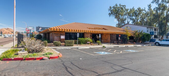 More Photos Of 4717 E McDowell Rd, Phoenix Office For Sale