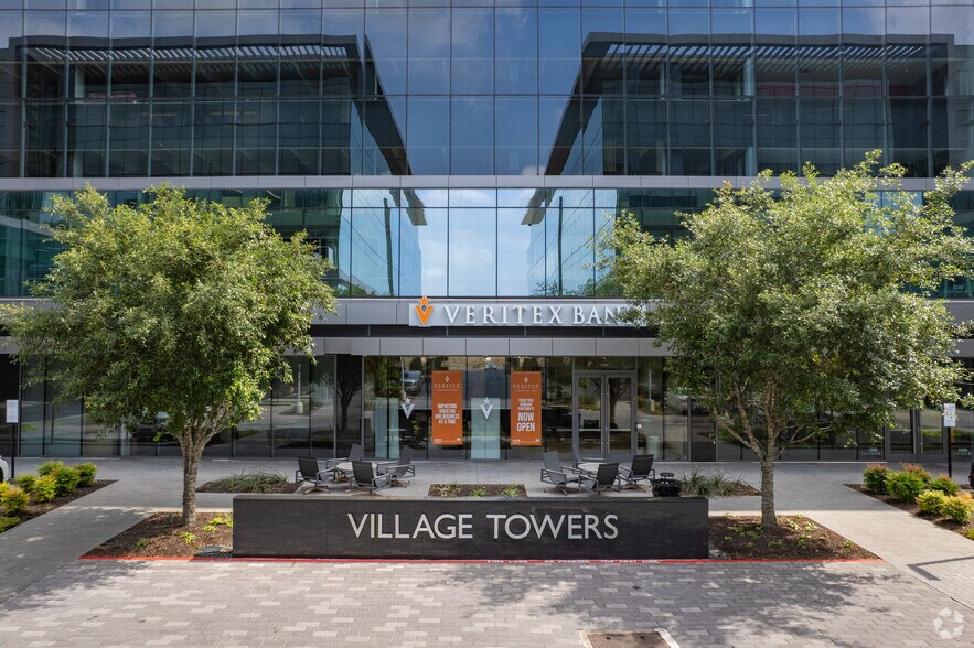 More Photos Of 9655 Katy Fwy, Houston Unknown For Lease