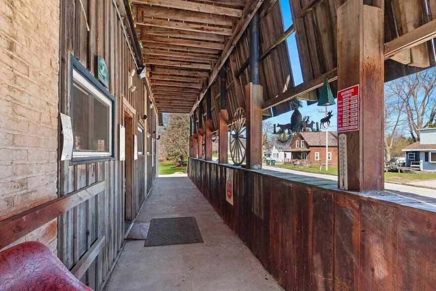 More Photos Of E3261 County Rd S, Casco Sports And Entertainment For Sale