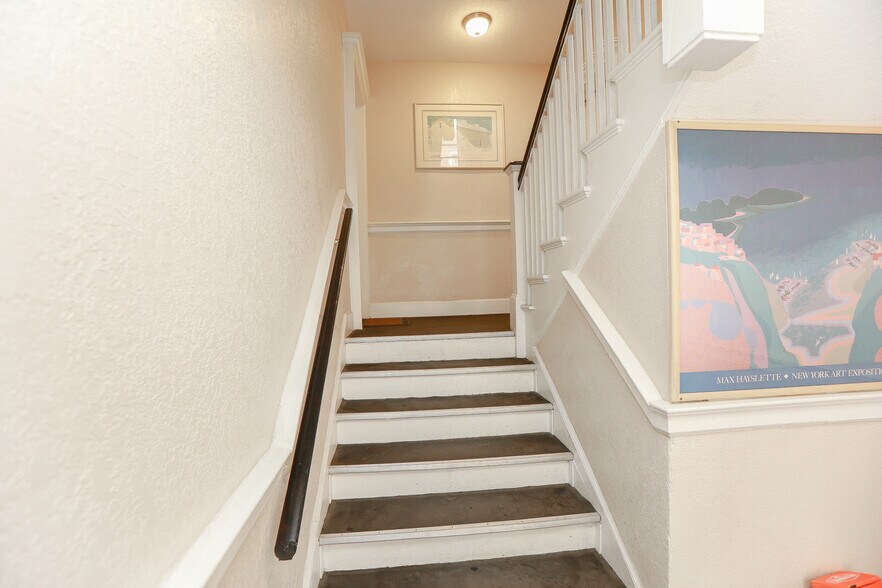 More Photos Of 1000 Gates Ave, Norfolk Apartments For Sale