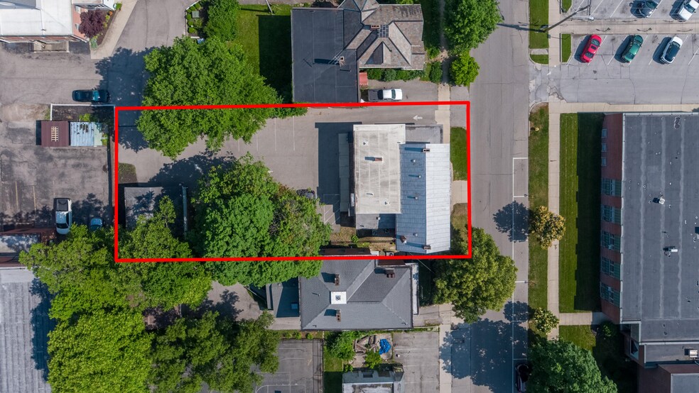 More Photos Of 15 N Franklin St, Delaware Office For Sale