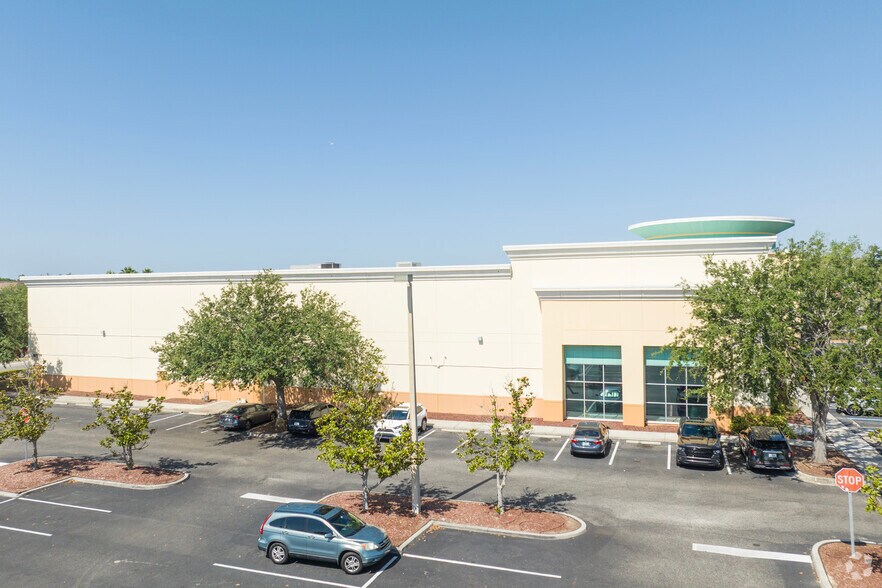 More Photos Of 2890 Providence Lakes Blvd, Brandon Health Club For Sale