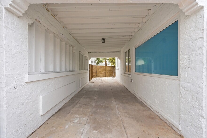 More Photos Of 340 NE 125th St, North Miami Office Residential For Sale