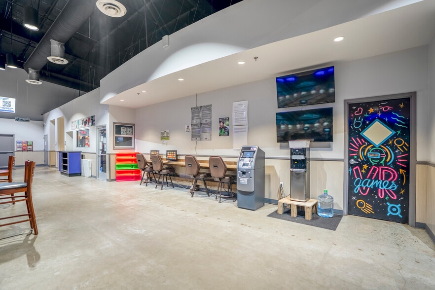 More Photos Of 13027 TX-105 E, Cut And Shoot Sports And Entertainment For Sale