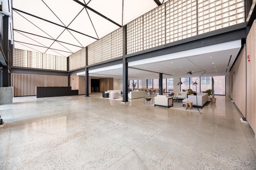 More Photos Of 25 Columbia Hts, Brooklyn Office For Lease