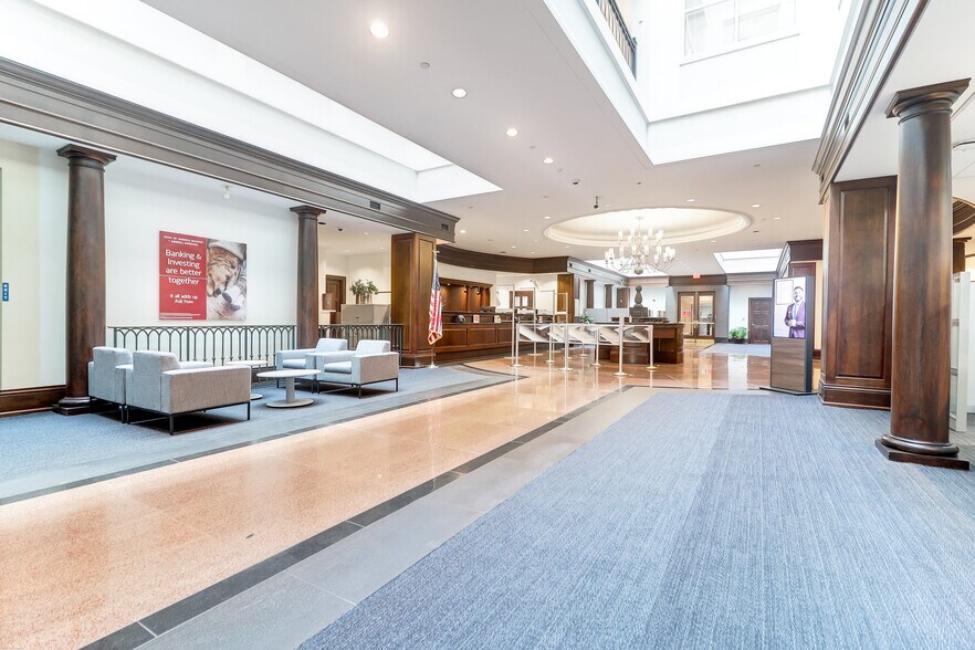 More Photos Of 200 Meeting St, Charleston Office For Sale