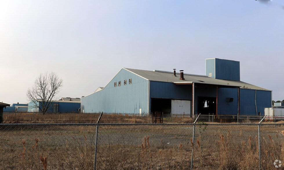 Primary Photo Of 43855-43955 Nicholsville Rd, Bay Minette Manufacturing For Lease