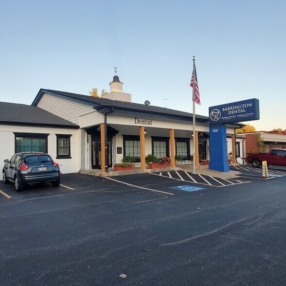 More Photos Of 820-826 S Northwest Hwy, Barrington Office For Lease